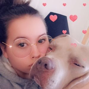 Meet your Posher, Adriana